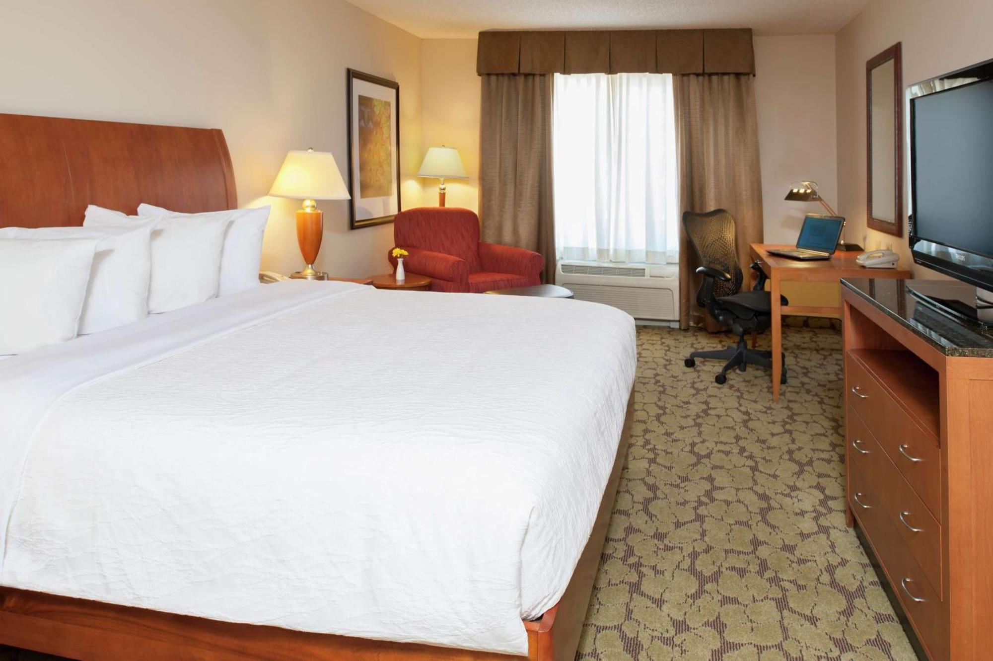 Hilton Garden Inn St. Paul Oakdale Exterior foto